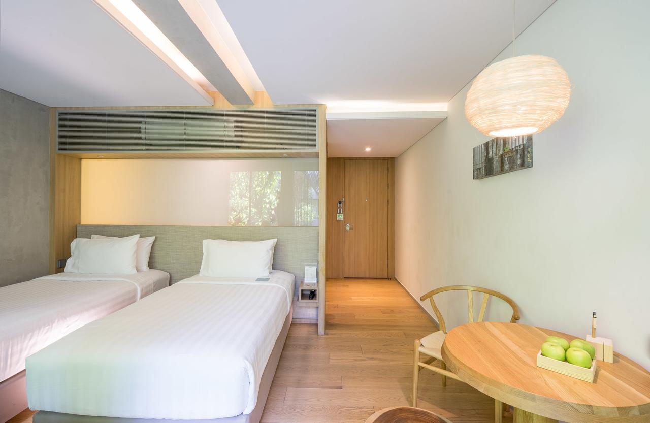 Ad Lib Hotel 4*