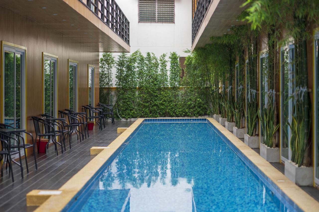 V - Mrt Huai Khwang Hotell Bangkok