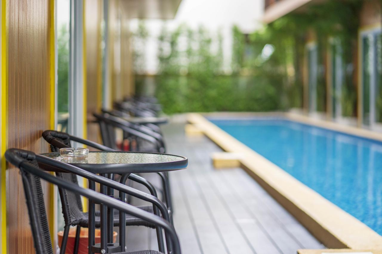 Hotell V - Mrt Huai Khwang Bangkok