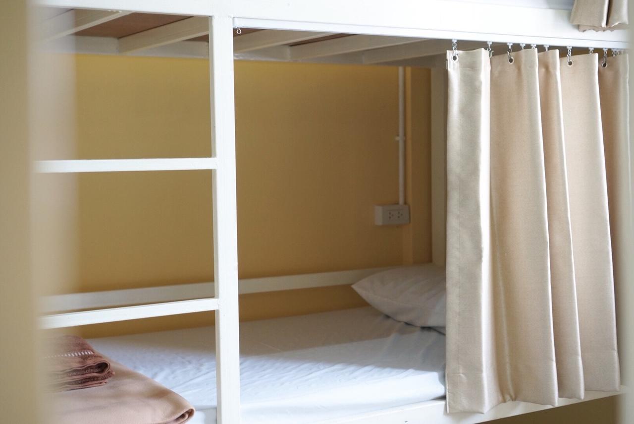 218 - Dorm For Rent (adults Only) *