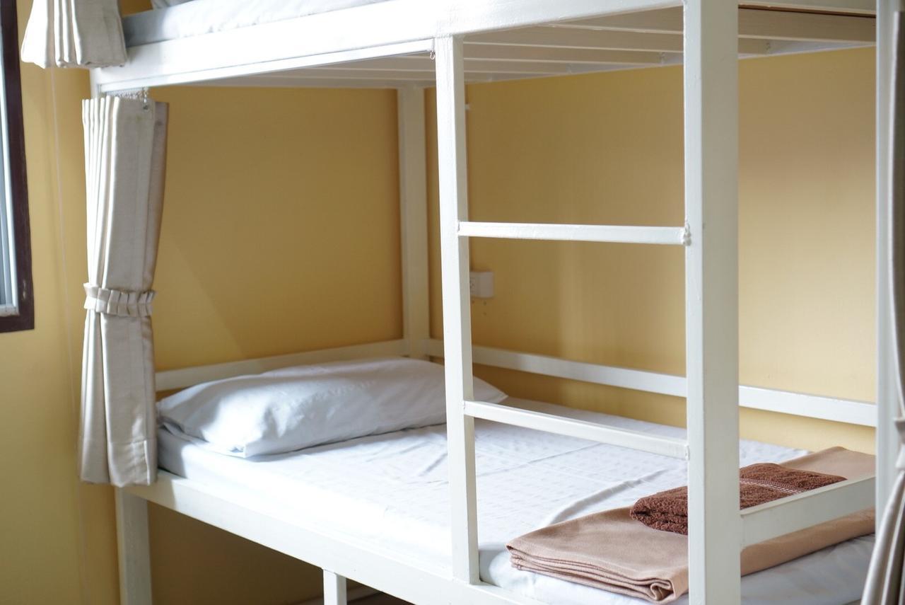 218 - Dorm For Rent (adults Only) Hostel Bangkok