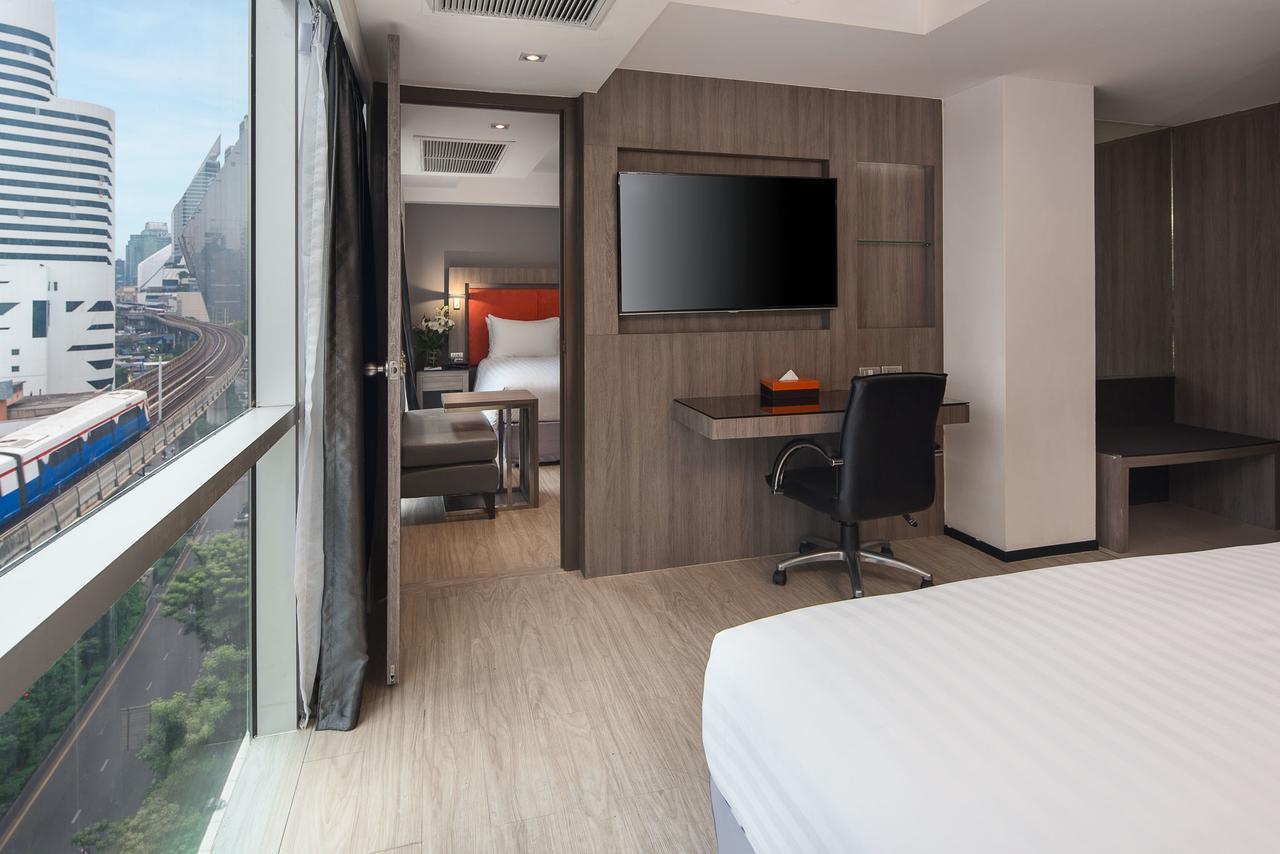 Hotel Grand 5 & Plaza Sukhumvit 4*
