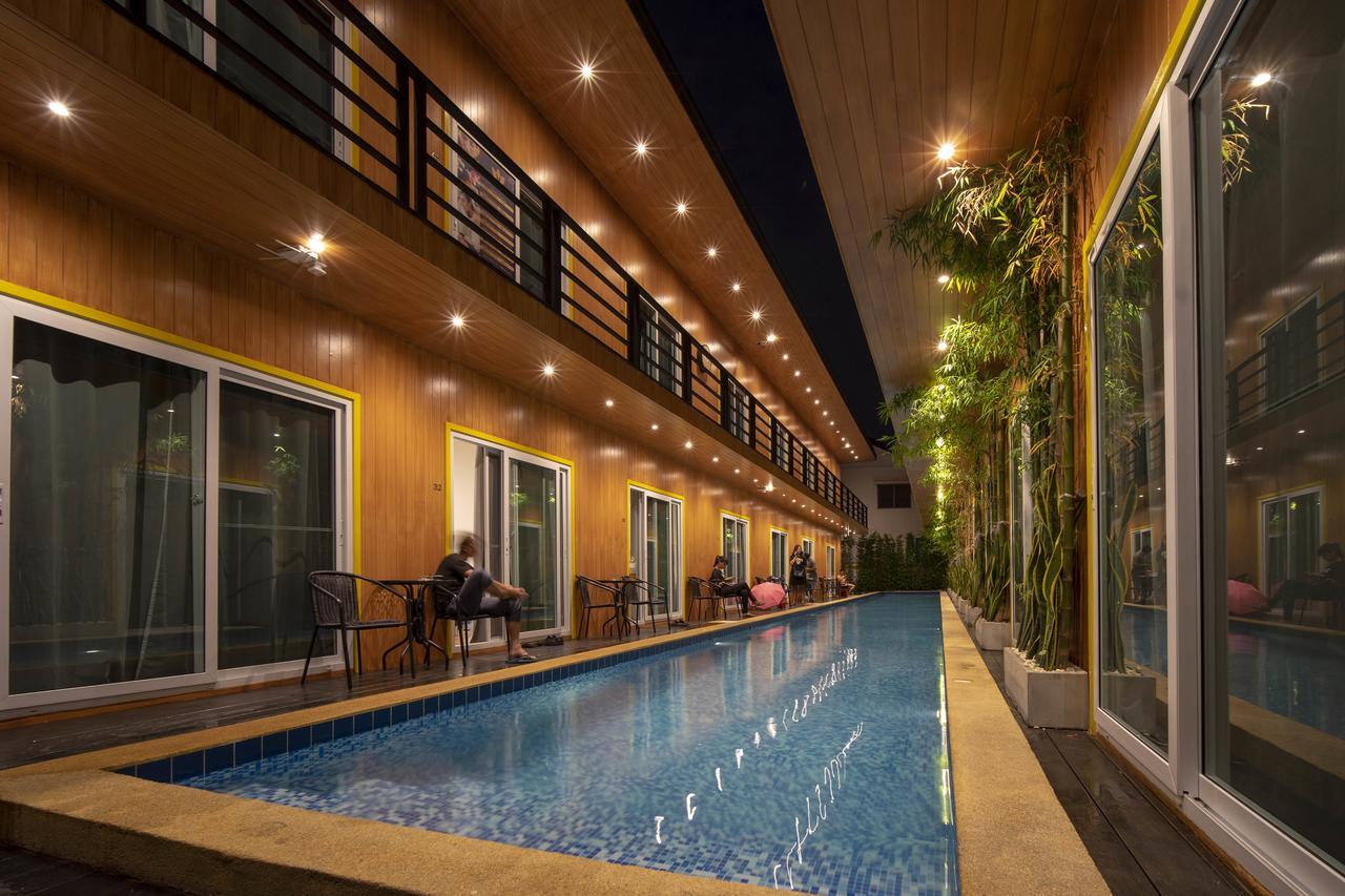 V - Mrt Huai Khwang Hotell Bangkok