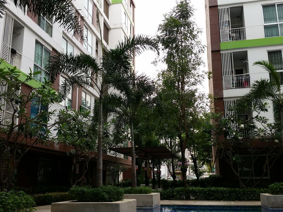 Joe At Apartment Bangkok