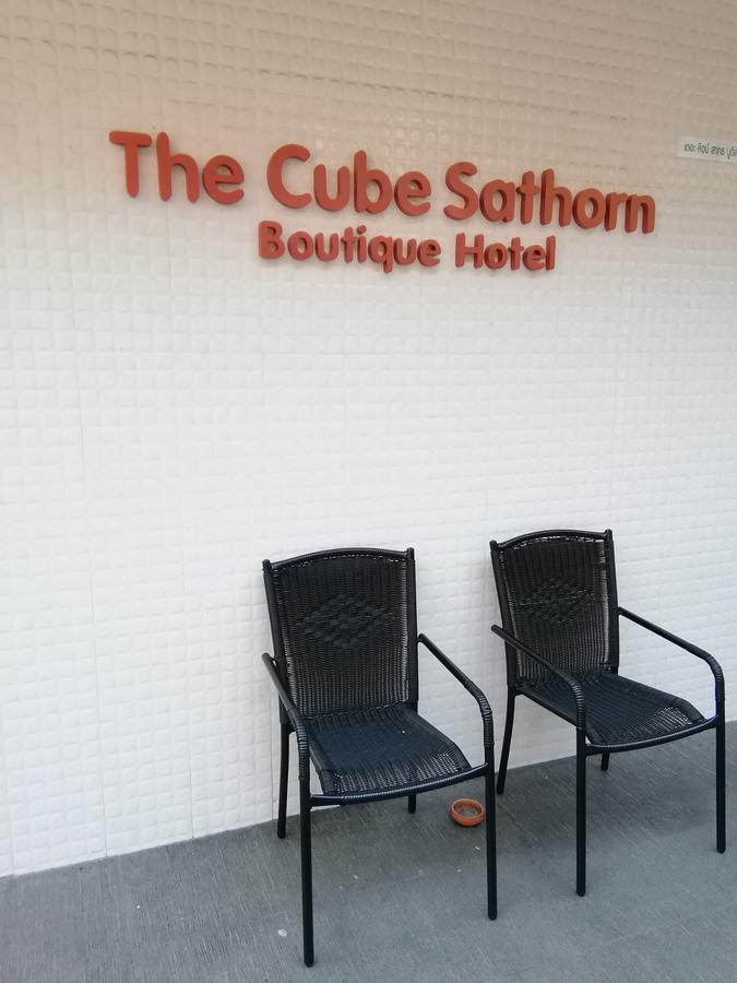 The Cube Sathorn Boutique เดอะ คิวบ์ สาทร บูติค โฮเทล Near Bts Surasak