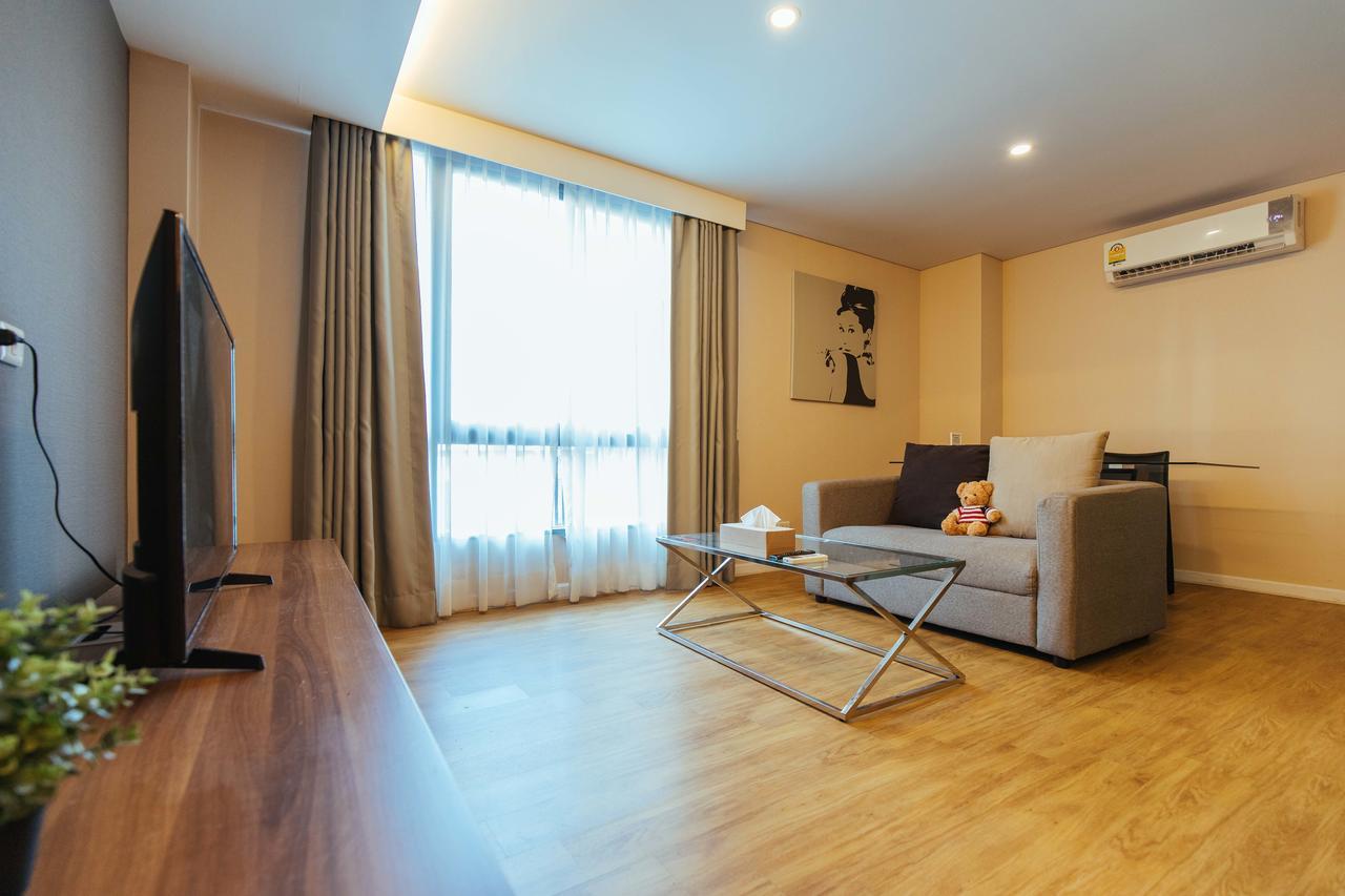 Roomme Hospitality Nang Linchee Branch 4*