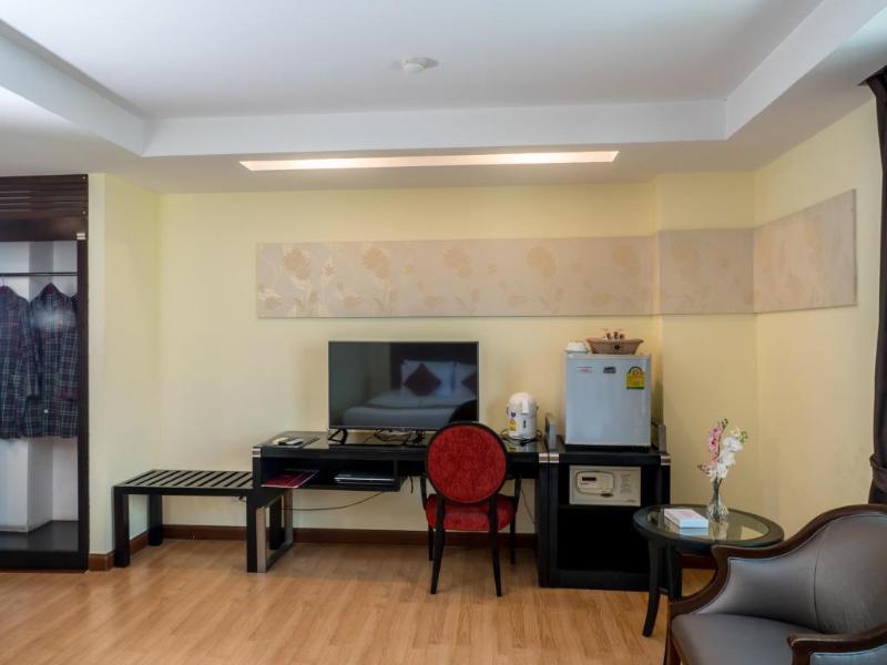 Khách sạn Atrium Boutique 3*