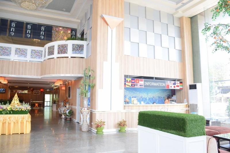 Hotel Bay Srinakarin 4*