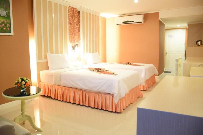 Bay Srinakarin 4*