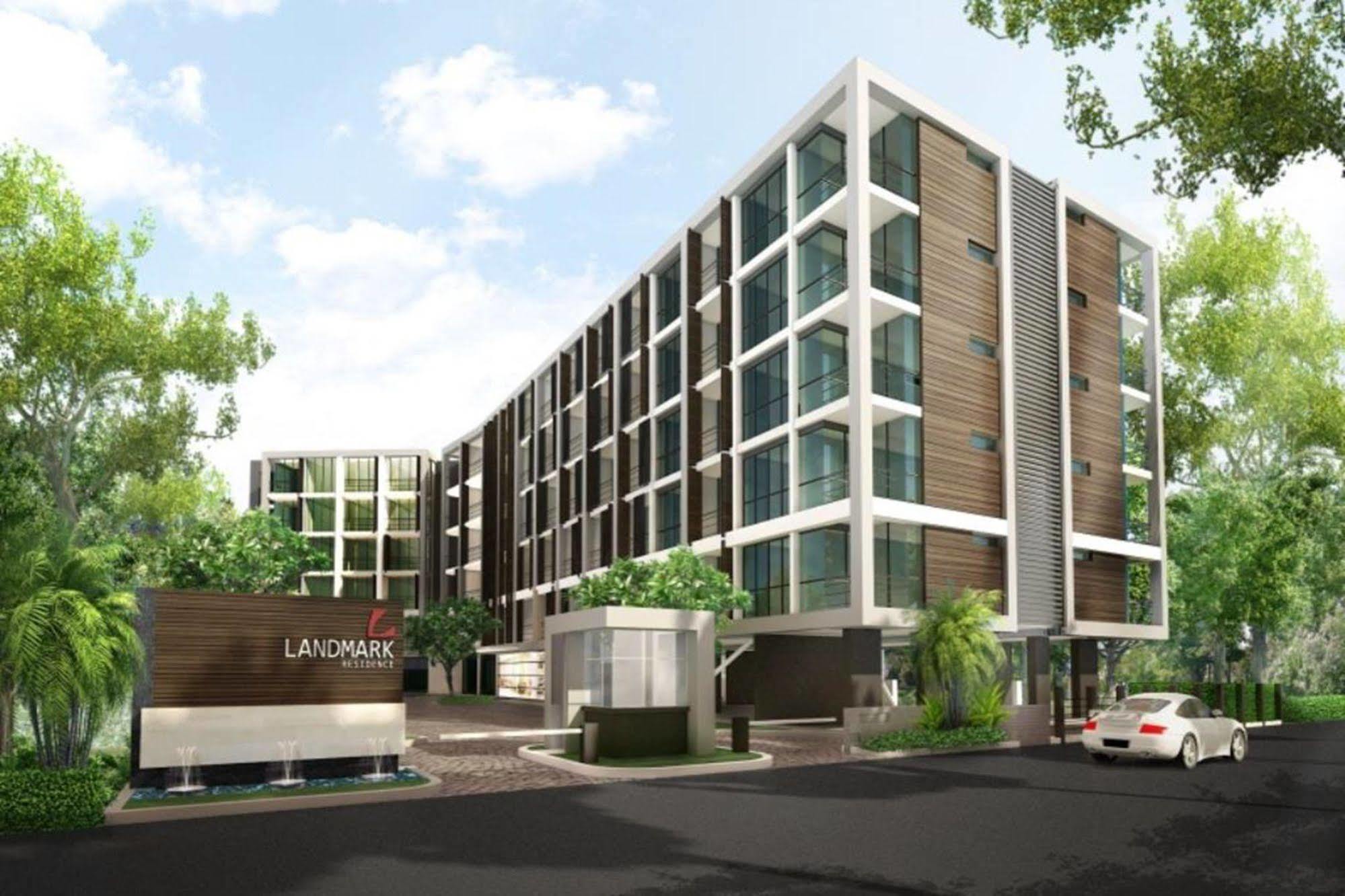 Landmark Hotel 3*