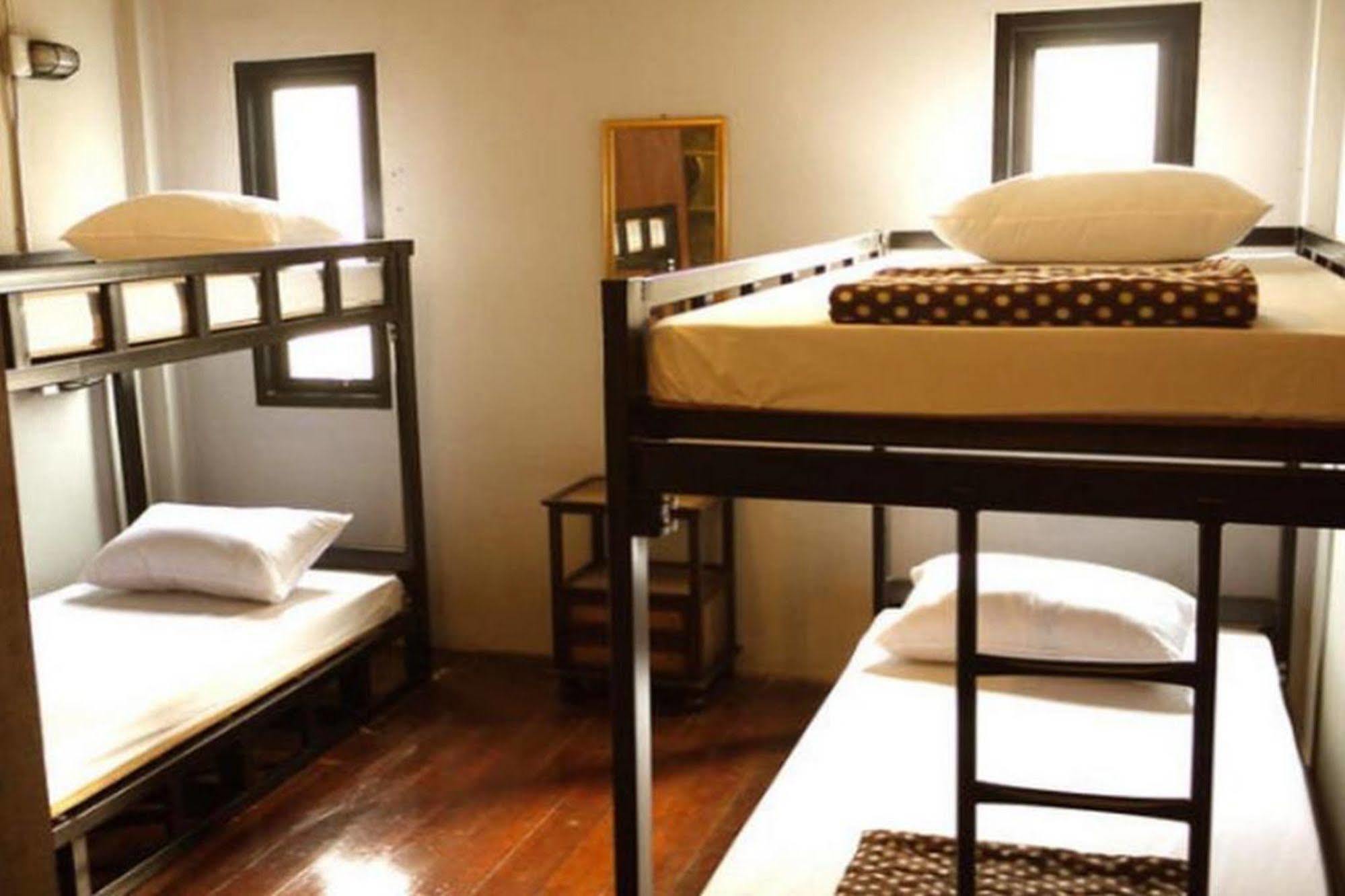 Hostel Bed *