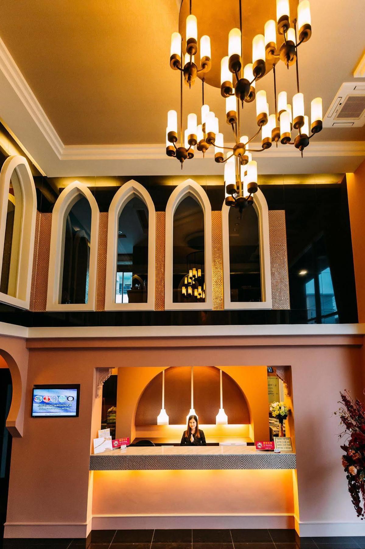 Hotel Baron Zotel Sha