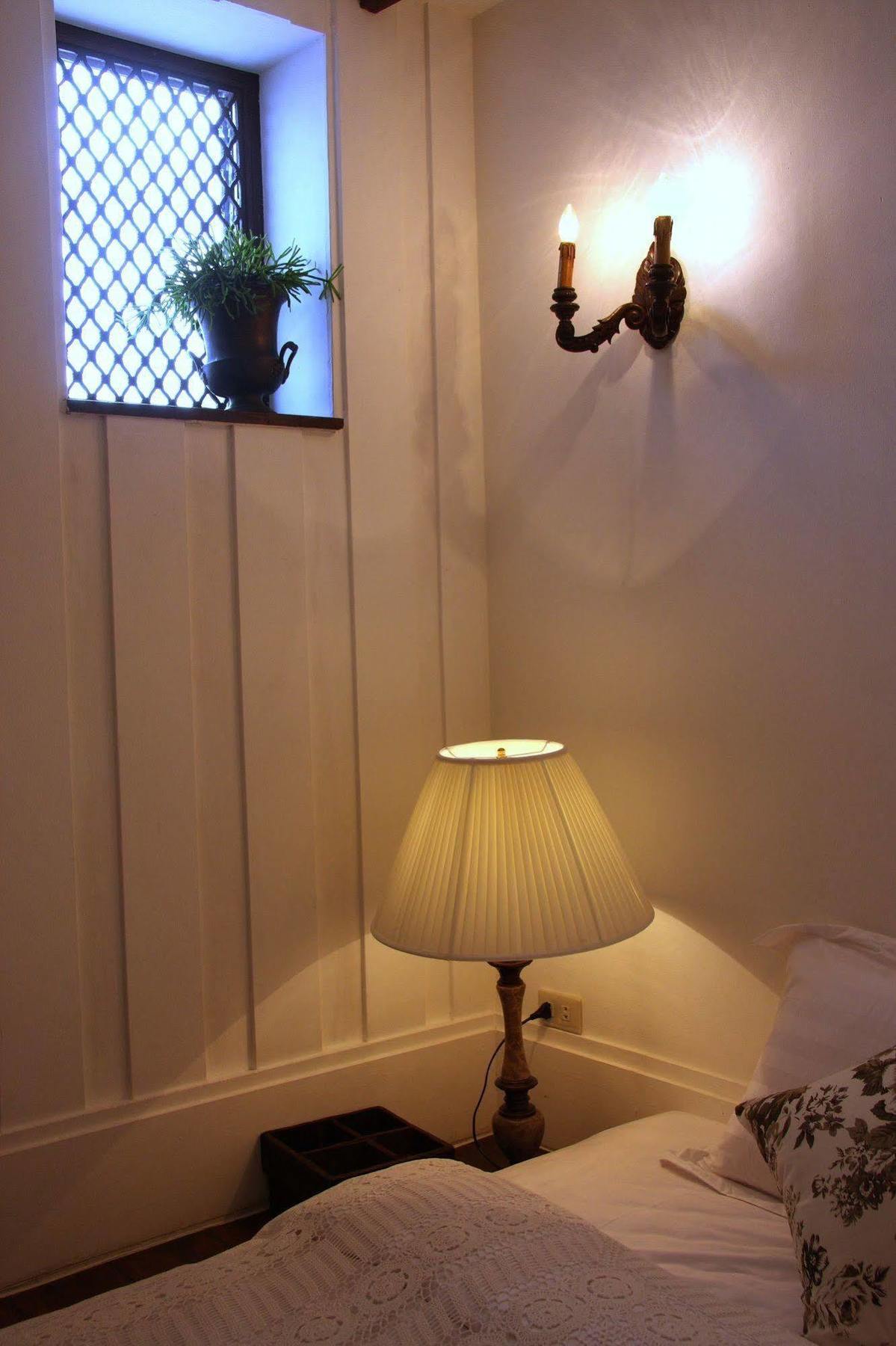 Bed & Breakfast The Bhuthorn Bangkok