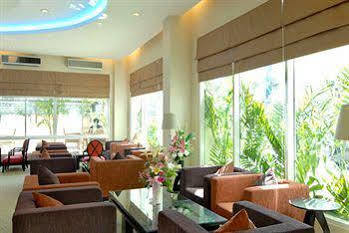 Khách sạn Atrium Boutique
