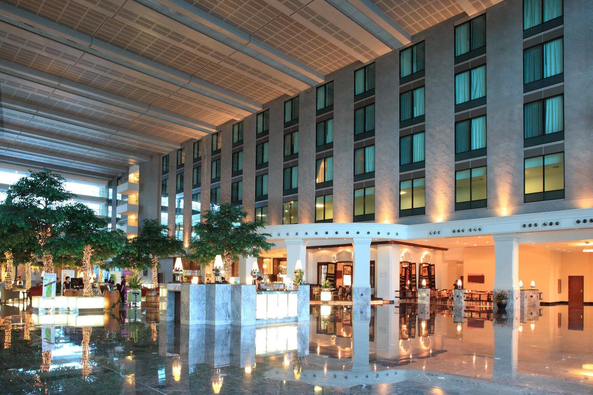 Hyatt Regency Suvarnabhumi Airport 4* Bangkok