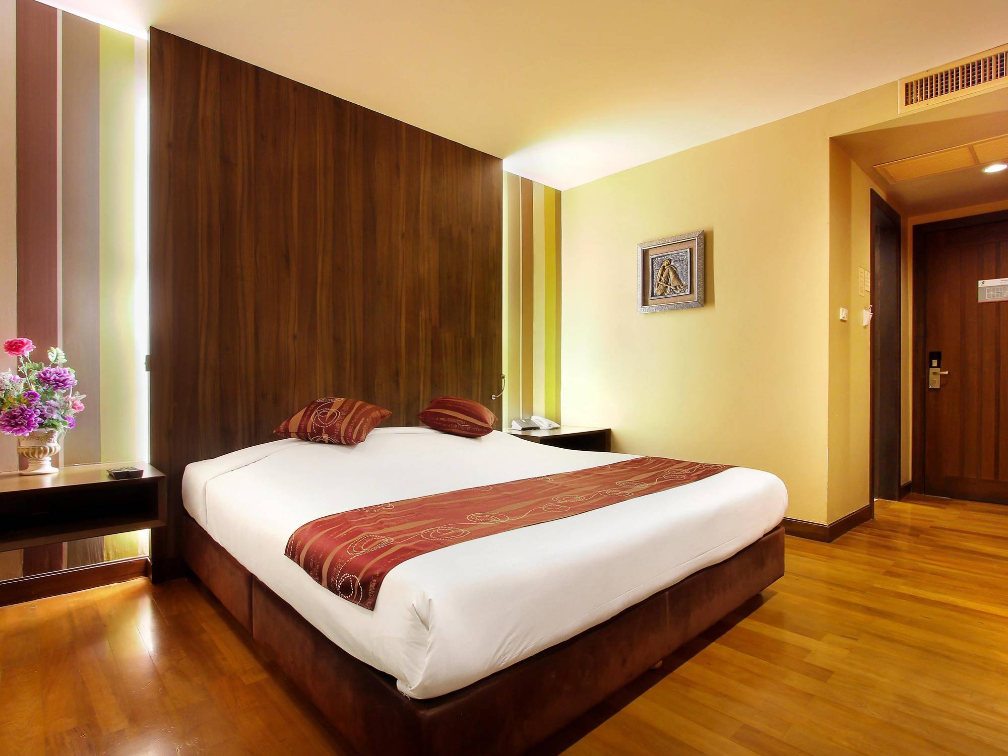 Bally Silom Hotel 3*