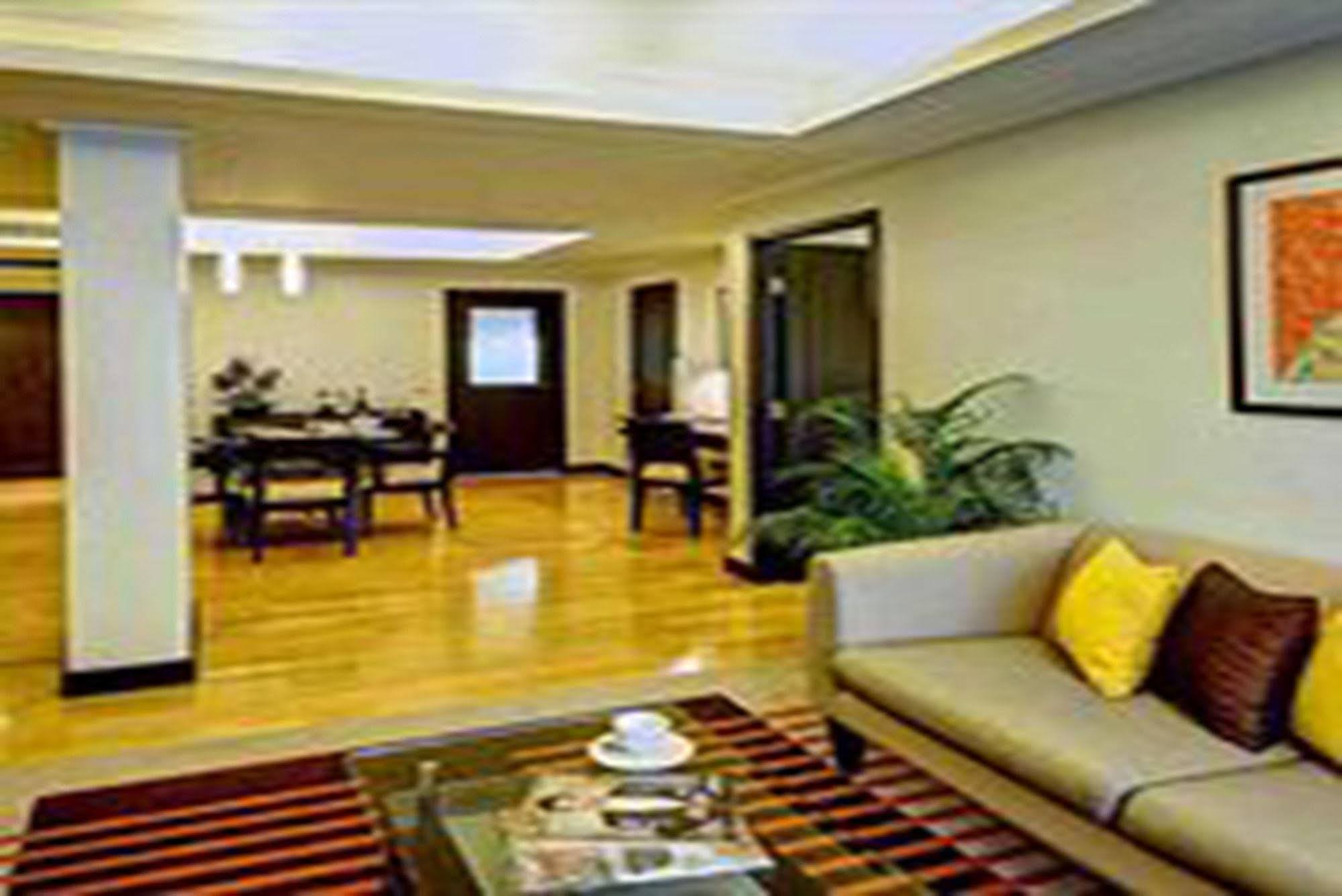Hotel Chateau De Bangkok