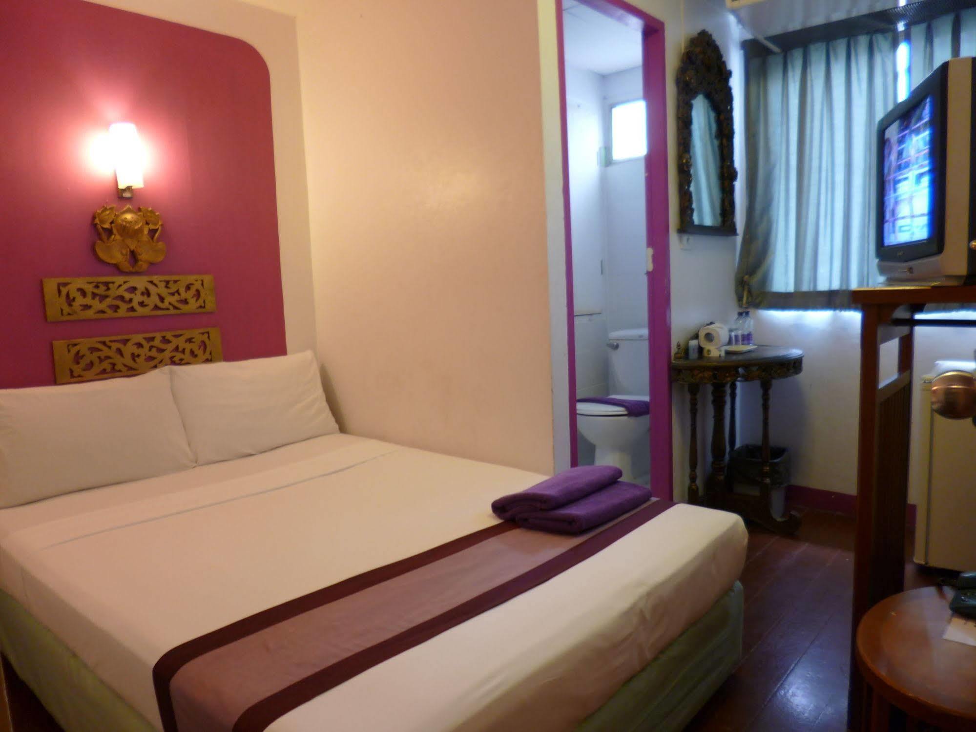 Hotel Sawasdee 2*