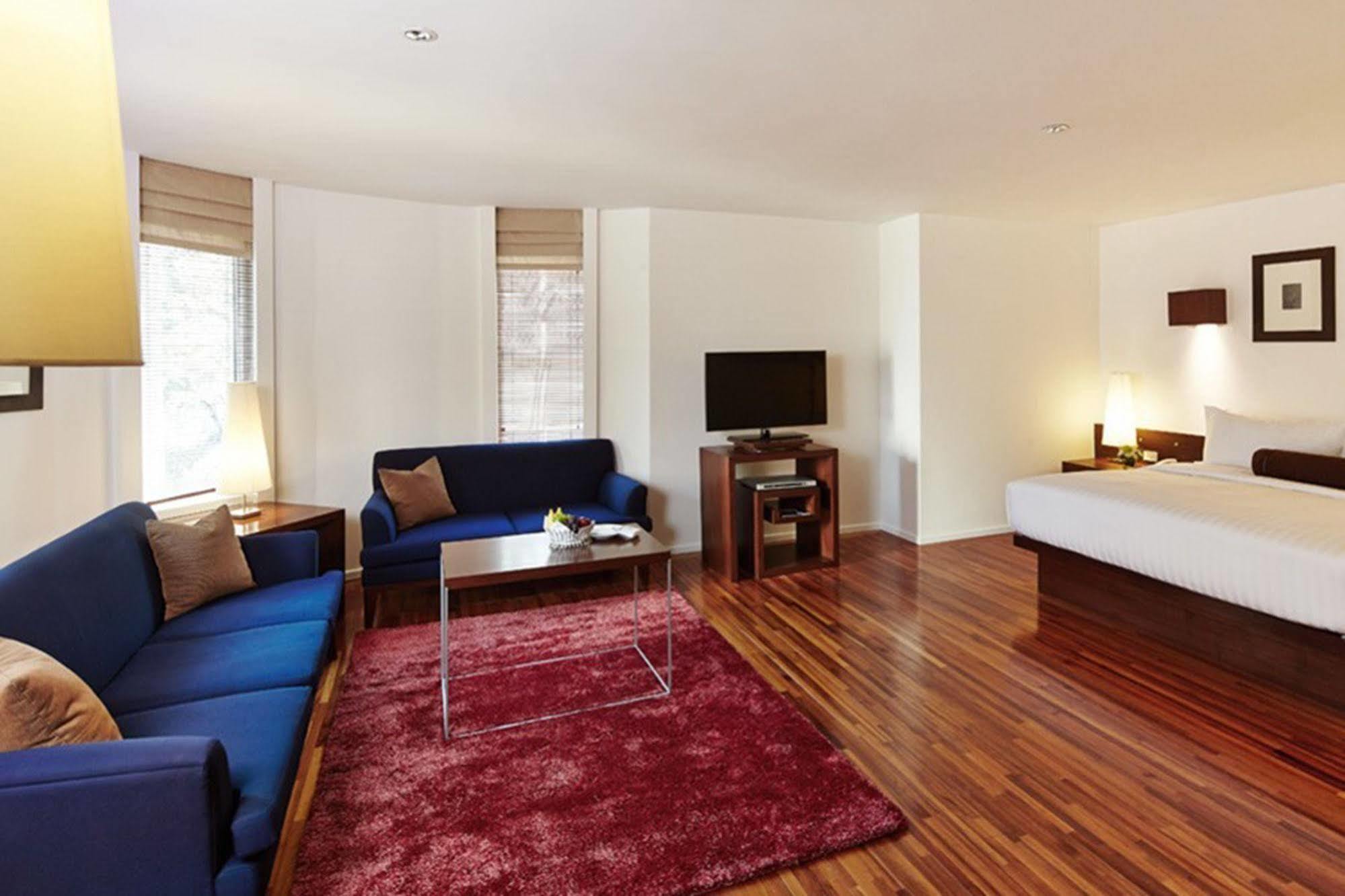 Hotel Triple Two Silom Banguecoque