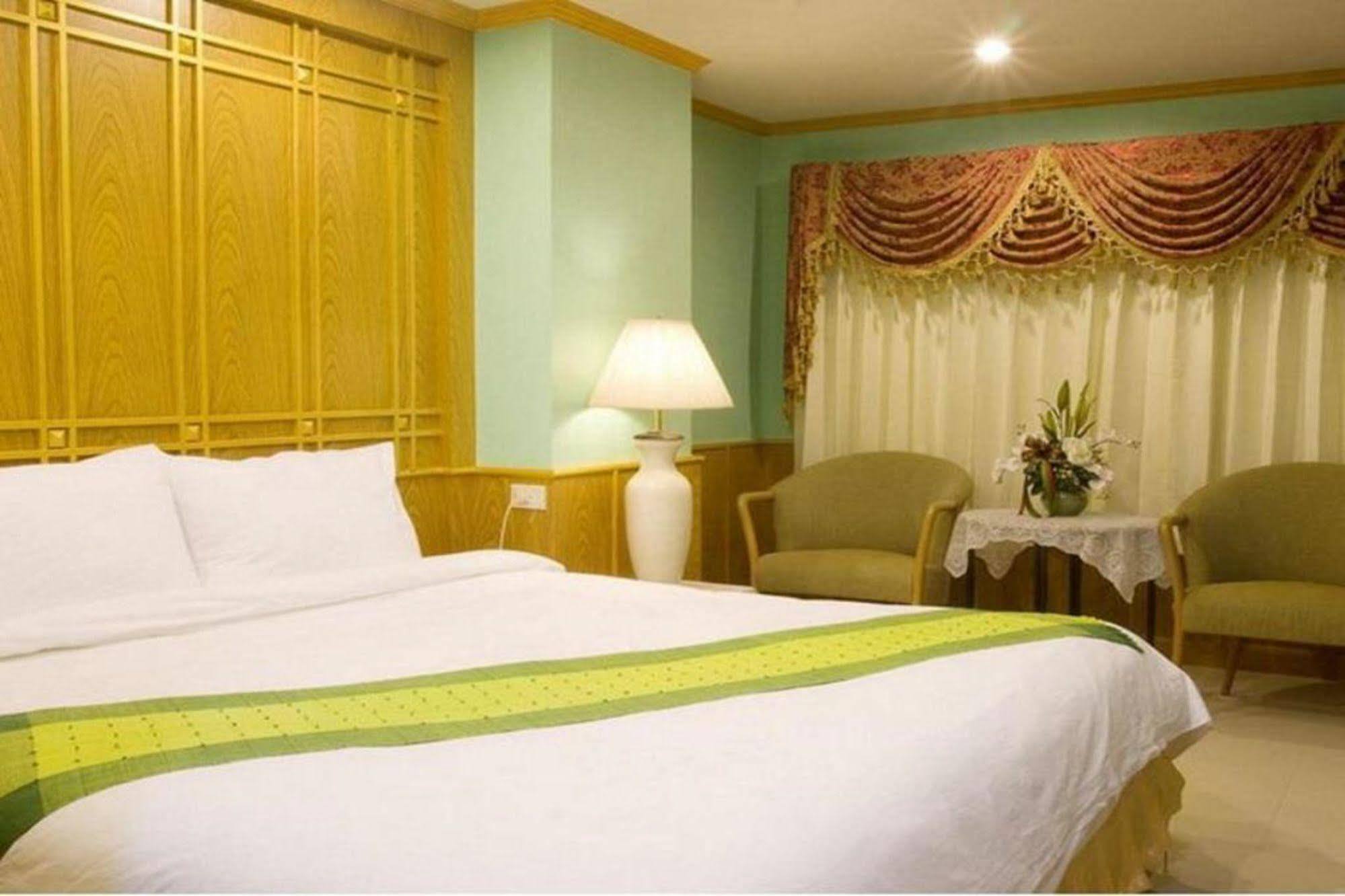 Hotel Oyo 280 Thai Garden