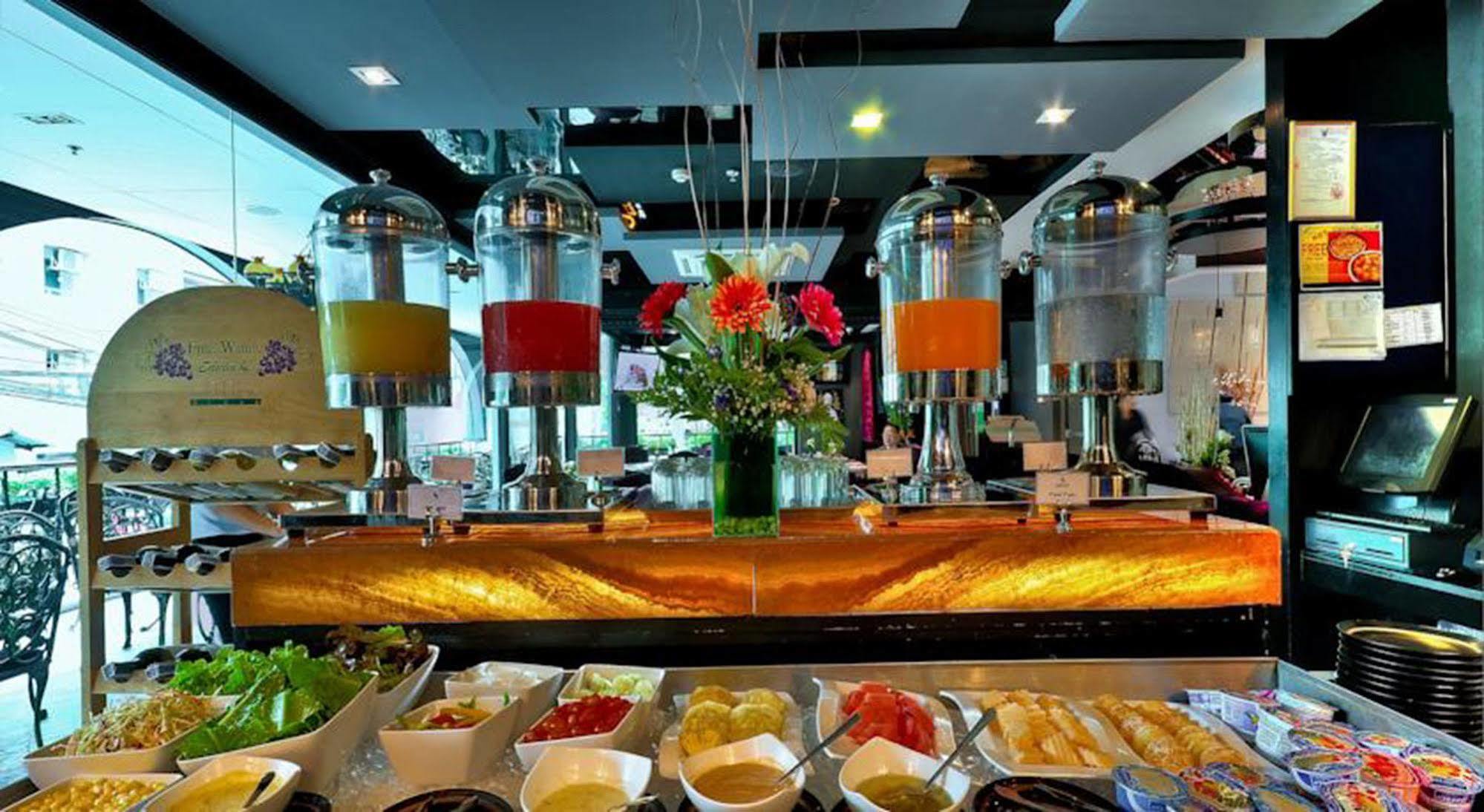 Aspira Skyy Sukhumvit 1 Hotel Bangkok