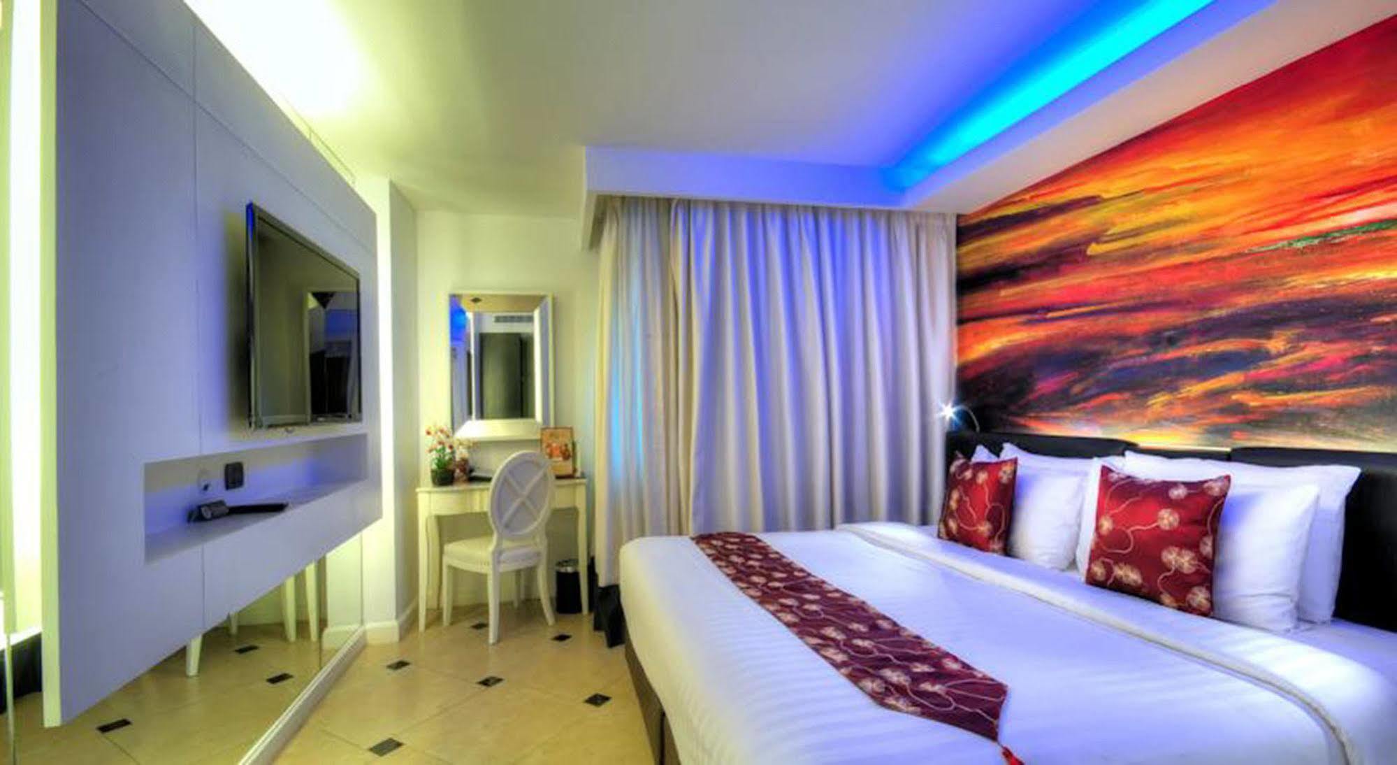 Aspira Skyy Sukhumvit 1 Hotel Bangkok