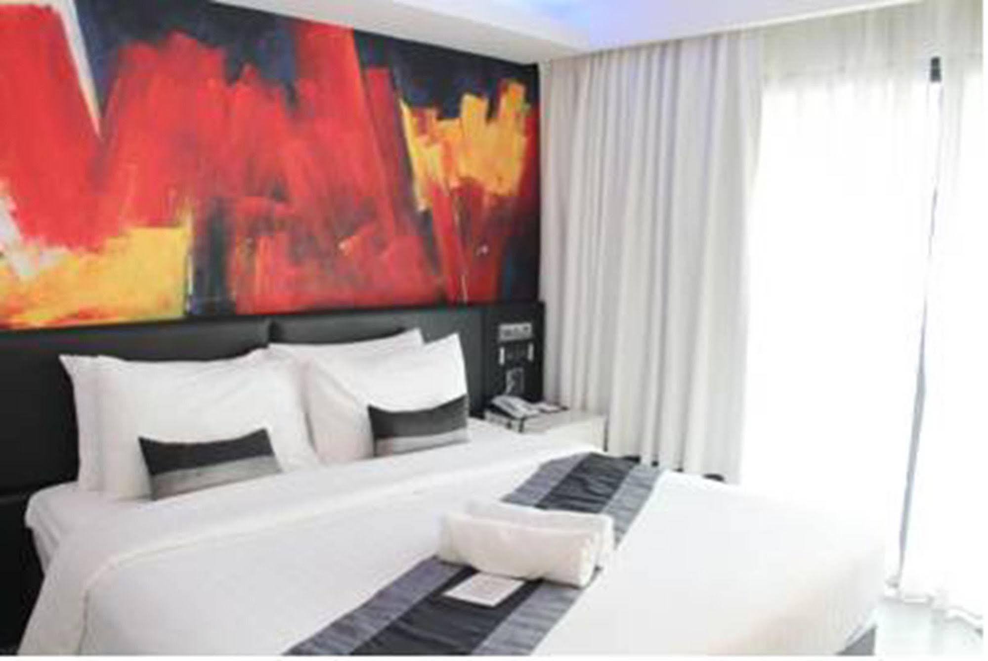 Aspira Skyy Sukhumvit 1 4* Bangkok