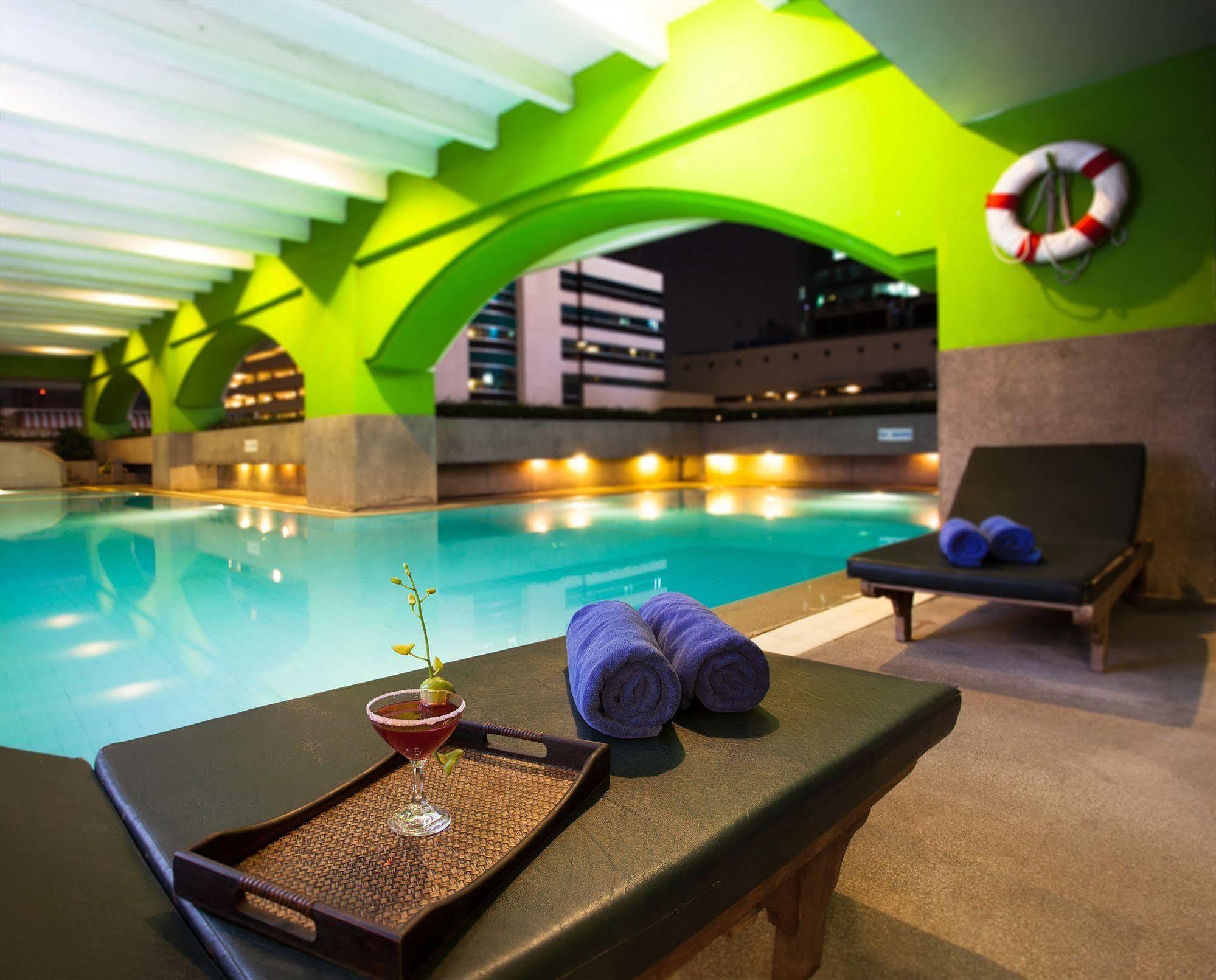 Arnoma Hotel 4*