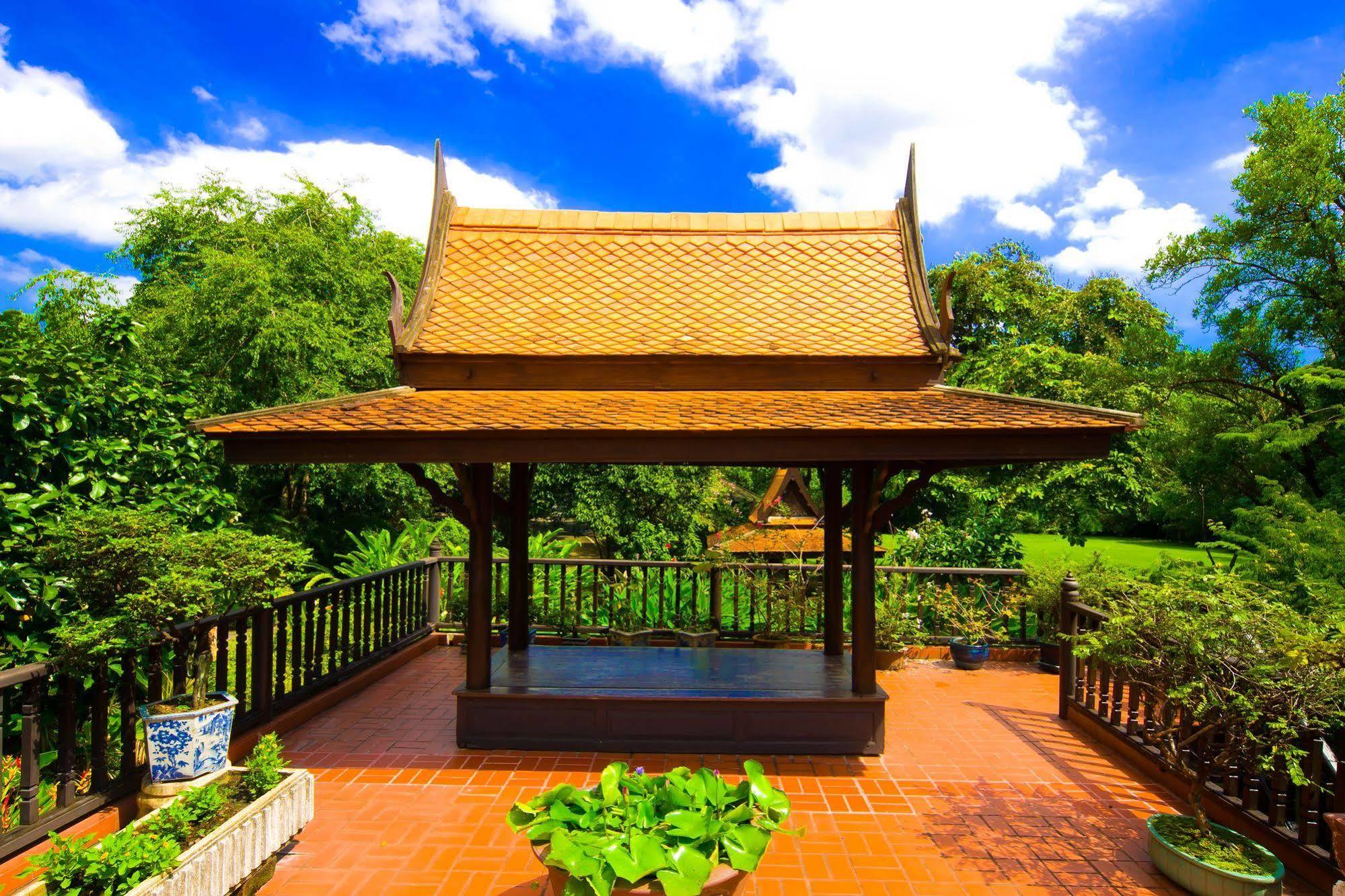 Yellow Ribbon Hills, Boutique Hotel Bangkok