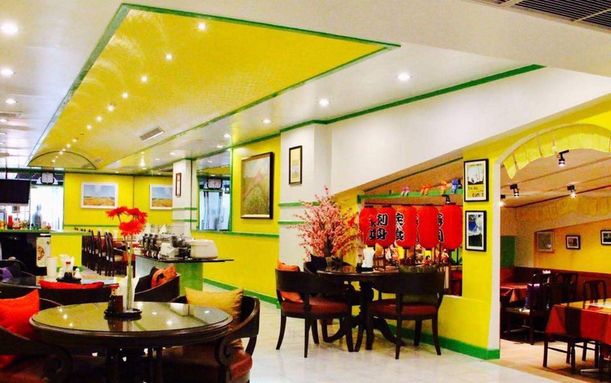 Yellow Ribbon Hills, Boutique 3* Bangkok