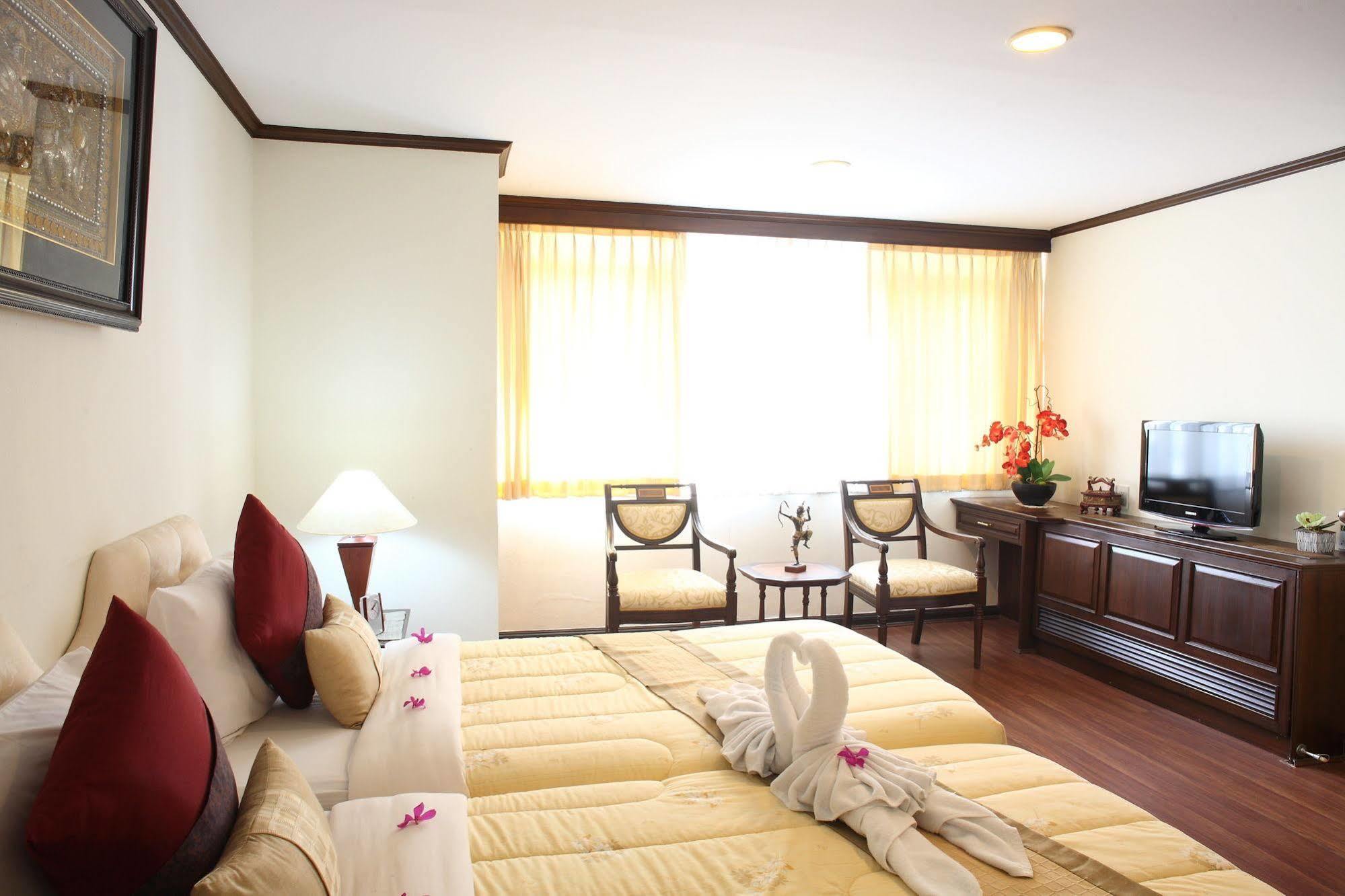 Yellow Ribbon Hills, Boutique Hotel Bangkok