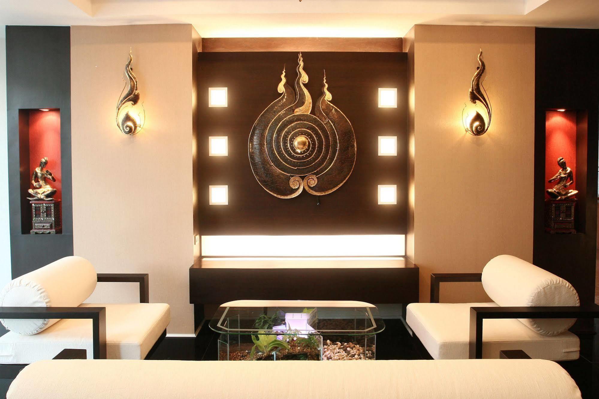 Khách sạn Mirth Sathorn