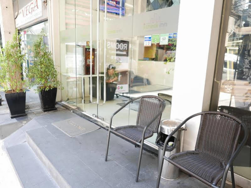 Citin Sukhumvit 11 Nana By Compass Hospitality Khách sạn Bangkok