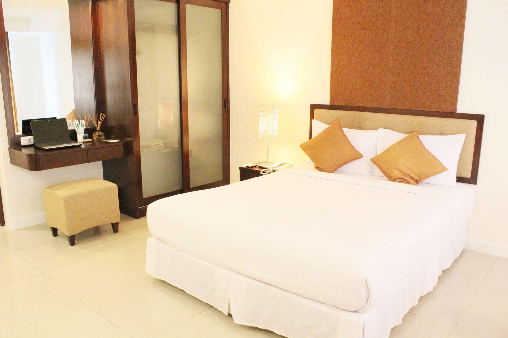 Romance Bangna 3* Bangkok