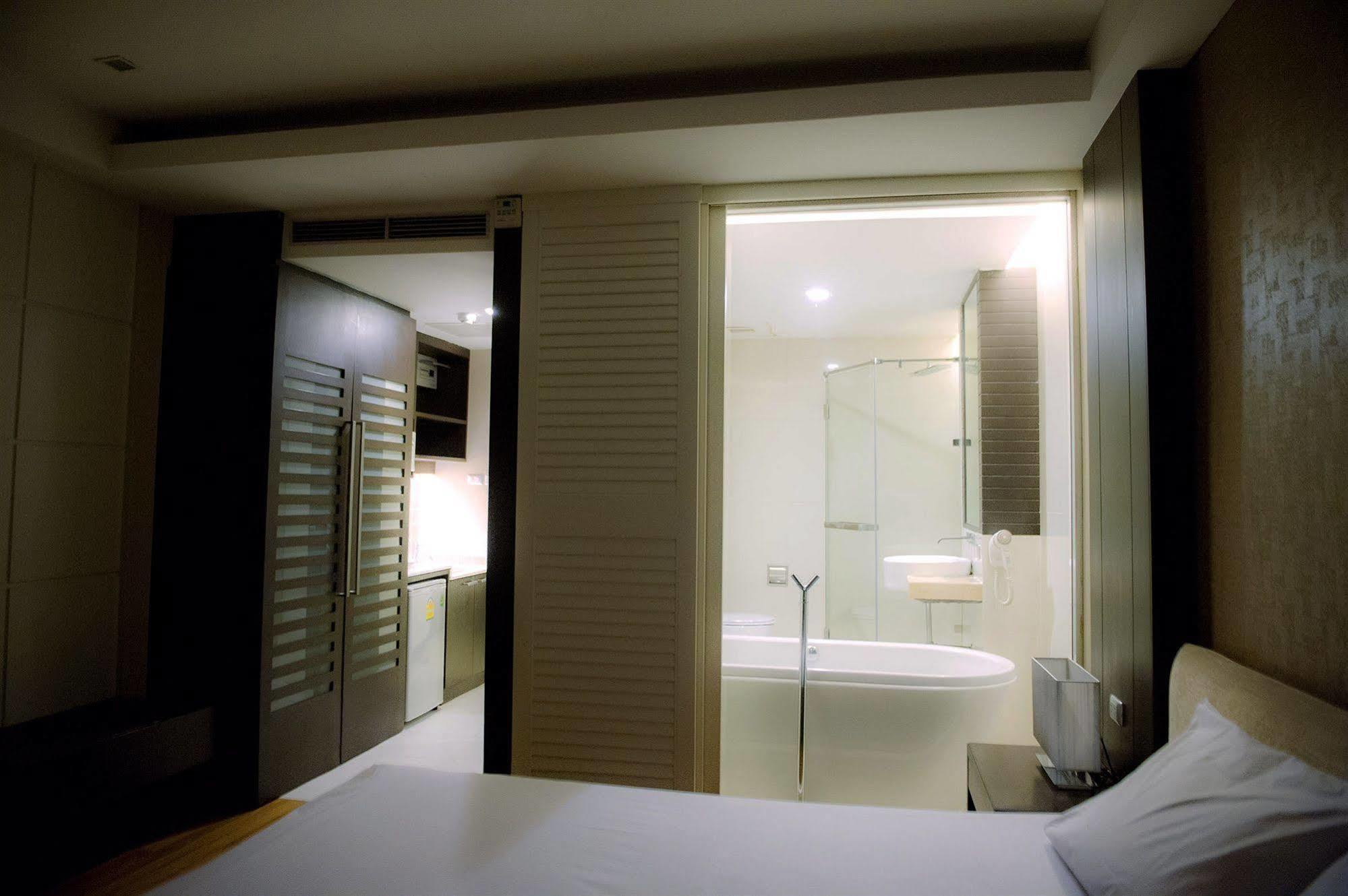 Vacio Hotel 3*