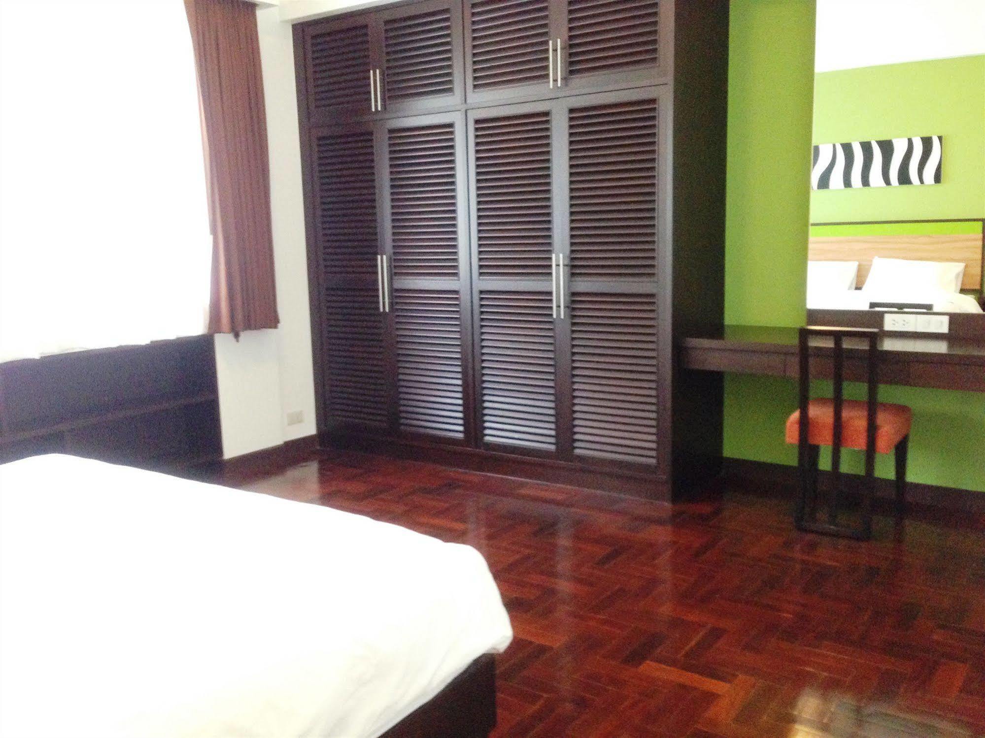 P.t. Court 3* Bangkok