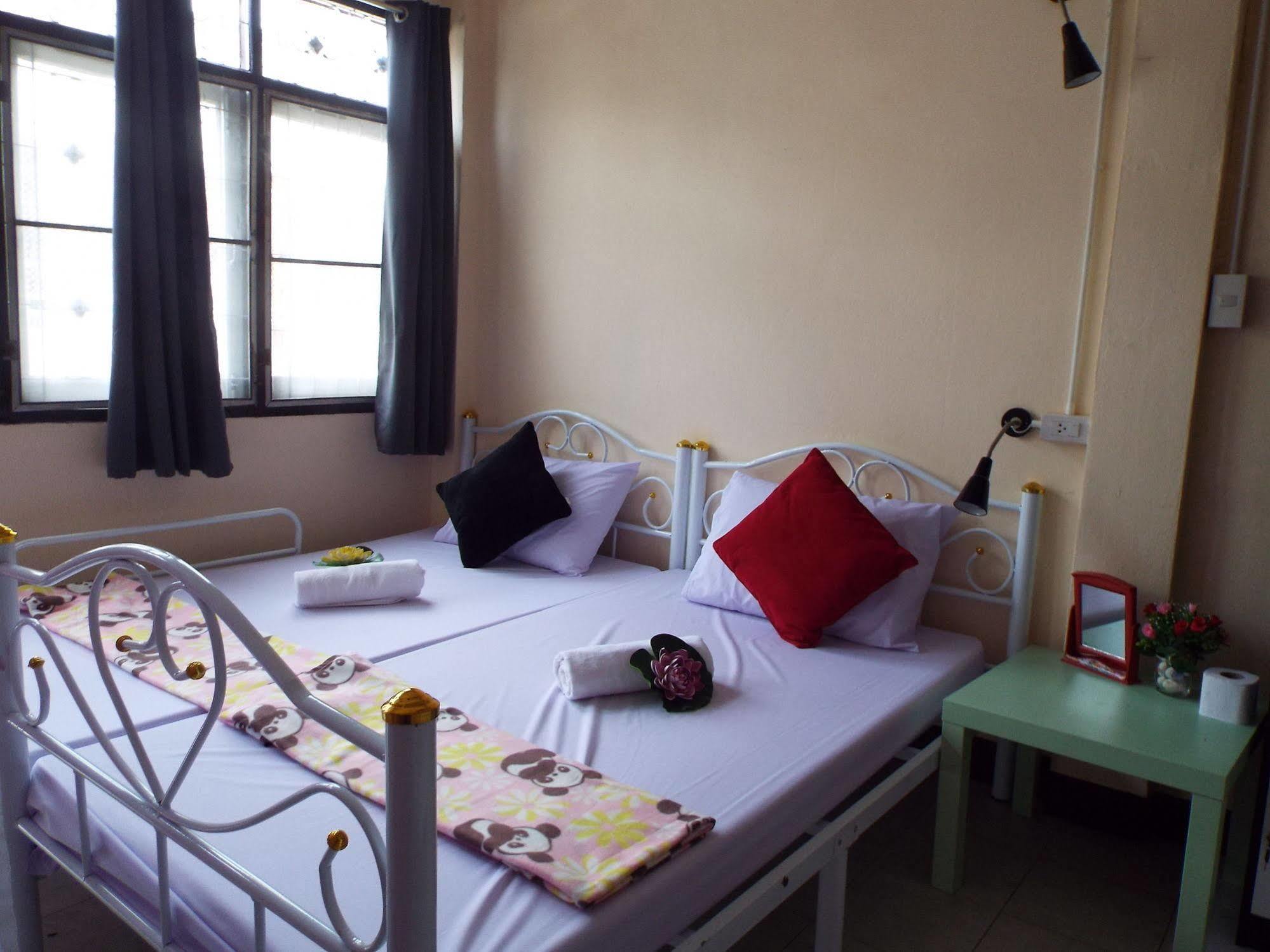 24 Hostel