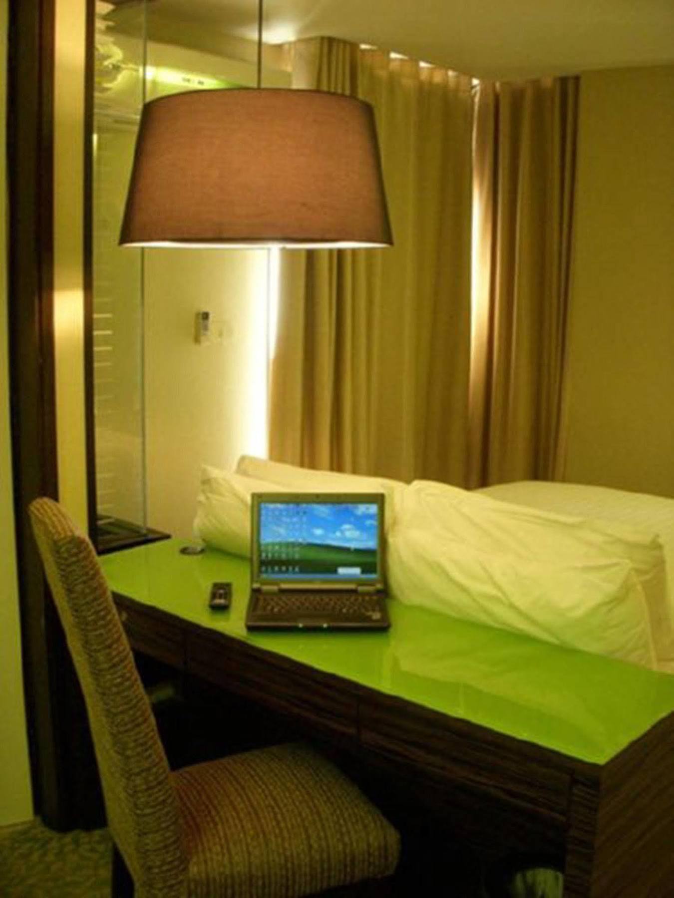 Tango Vibrant Living - Sha Extra 4*