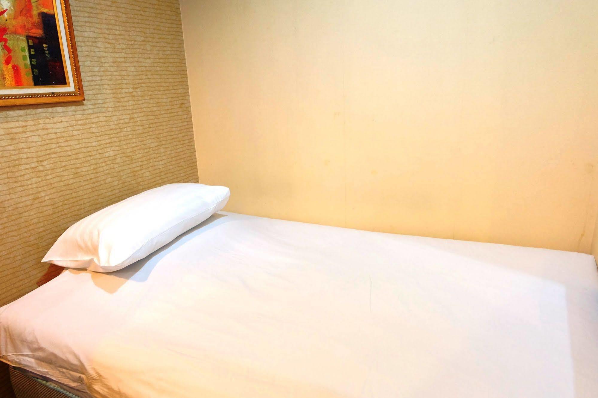 Take A Rest Hotel 3*