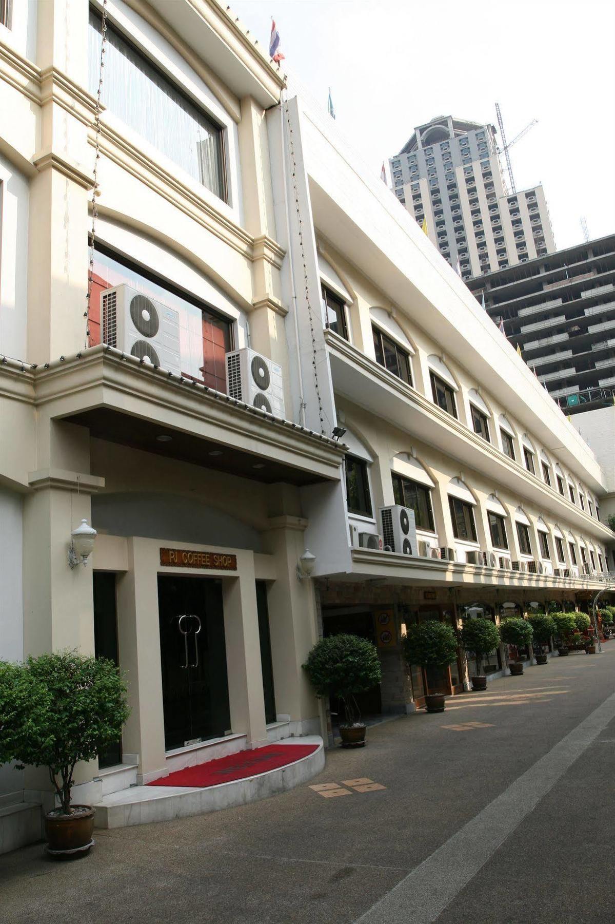 Pj Watergate Khách sạn 3*