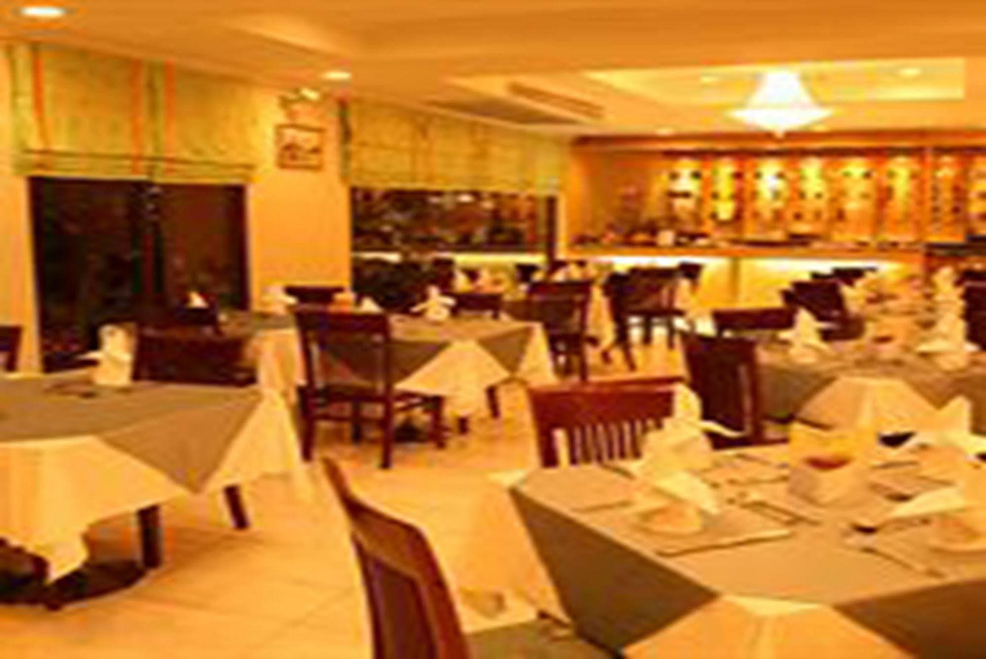 Pj Watergate Khách sạn