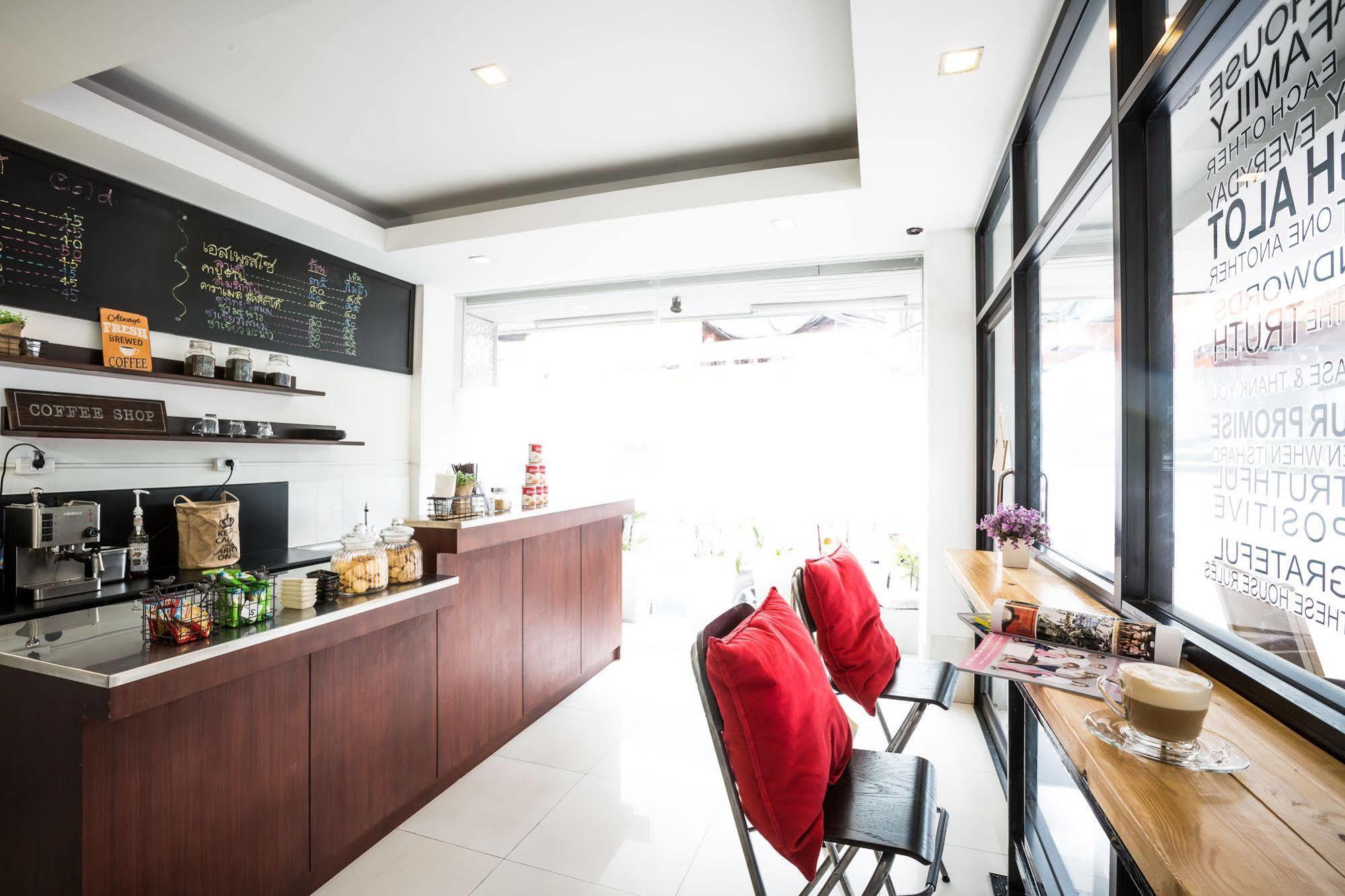 Orchid Hostel Bangkok