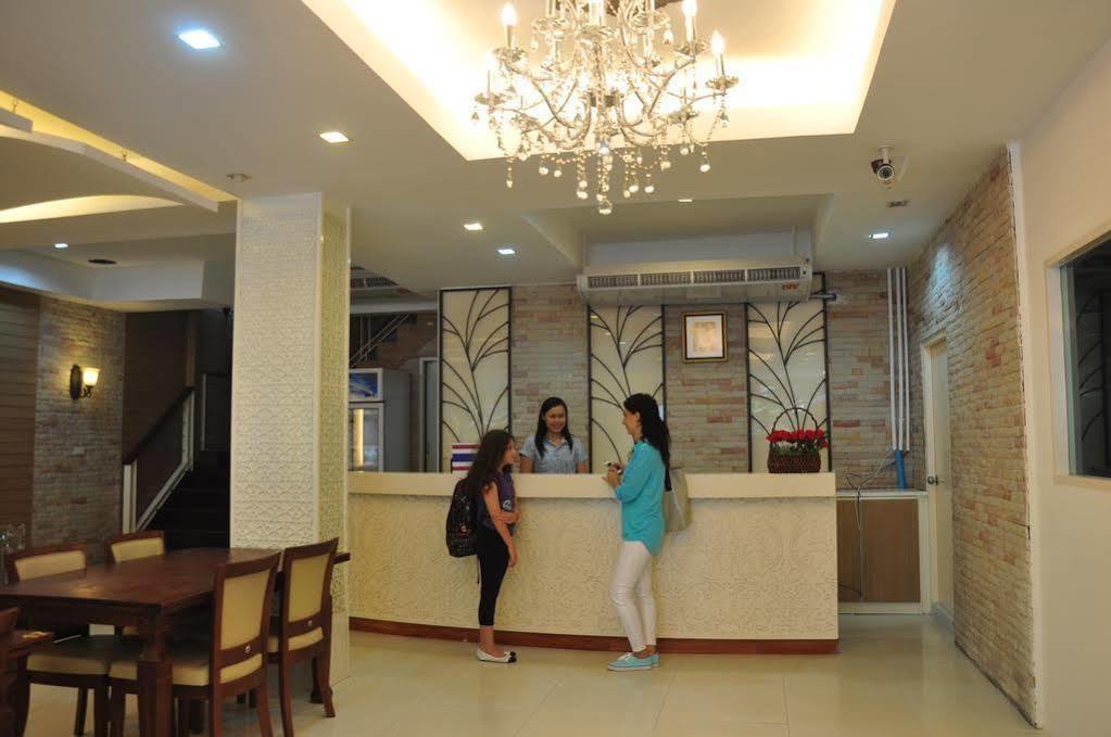 Hostel Orchid