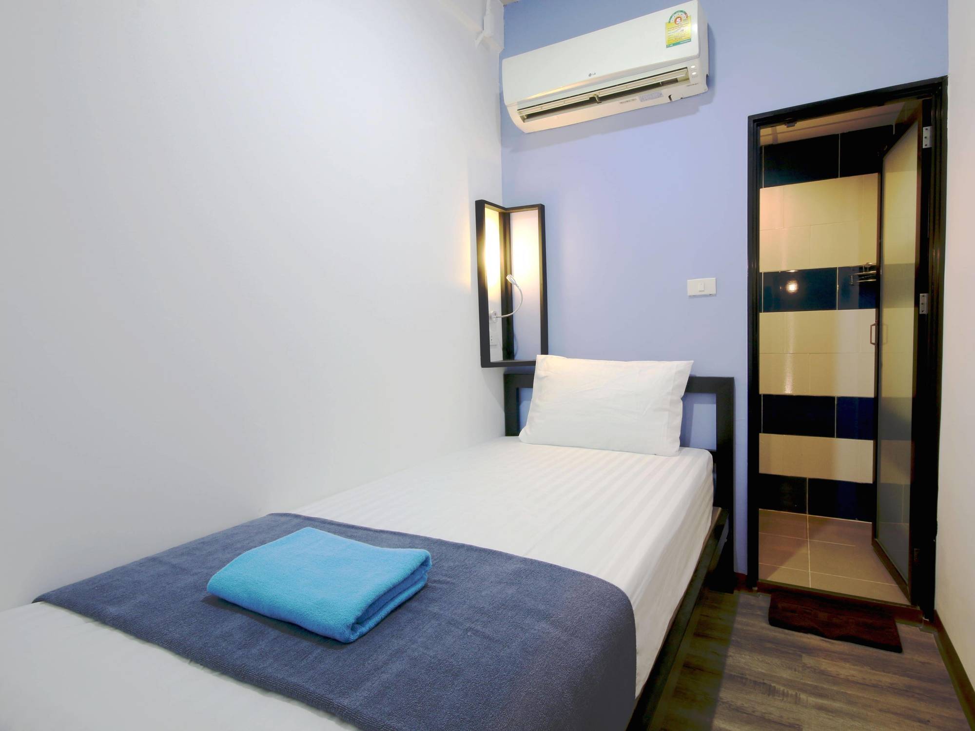 Hostel The Pillow Khaosan *