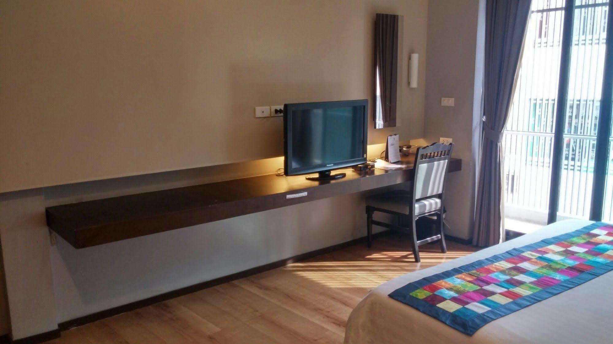 Hotel At One Hualampong