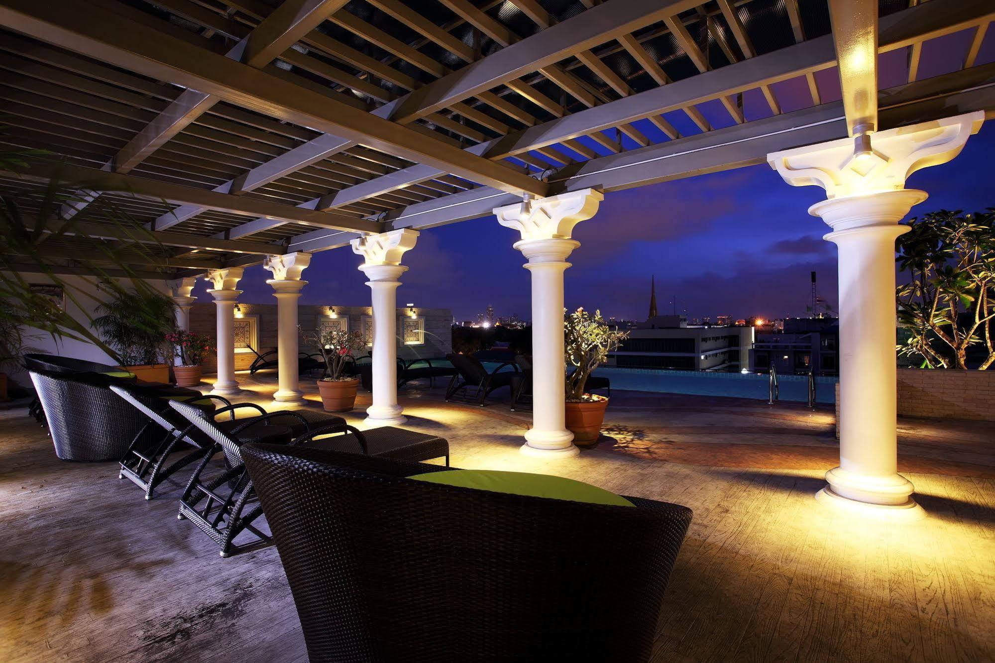 Hotel Chillax