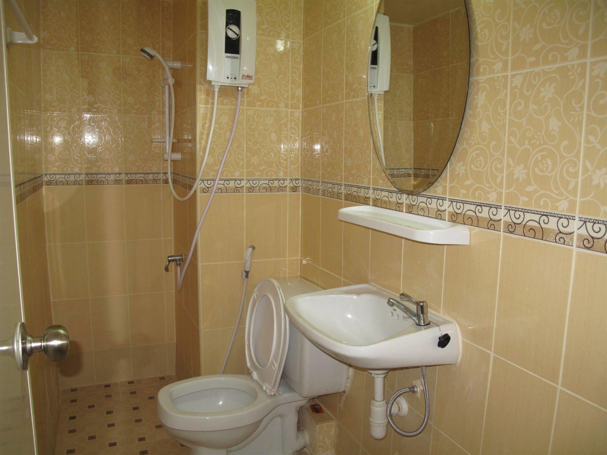 Sk Muang Thong Thani Aparthotel 3*