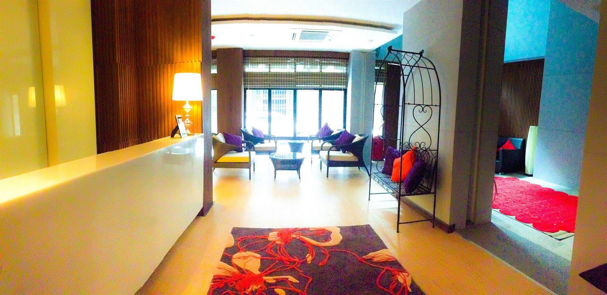 Hotell Icheck Gems Center Silom Bangkok