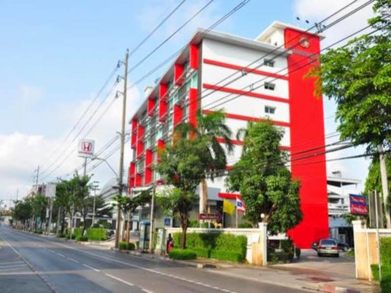 Hotel Thamrongin 3*