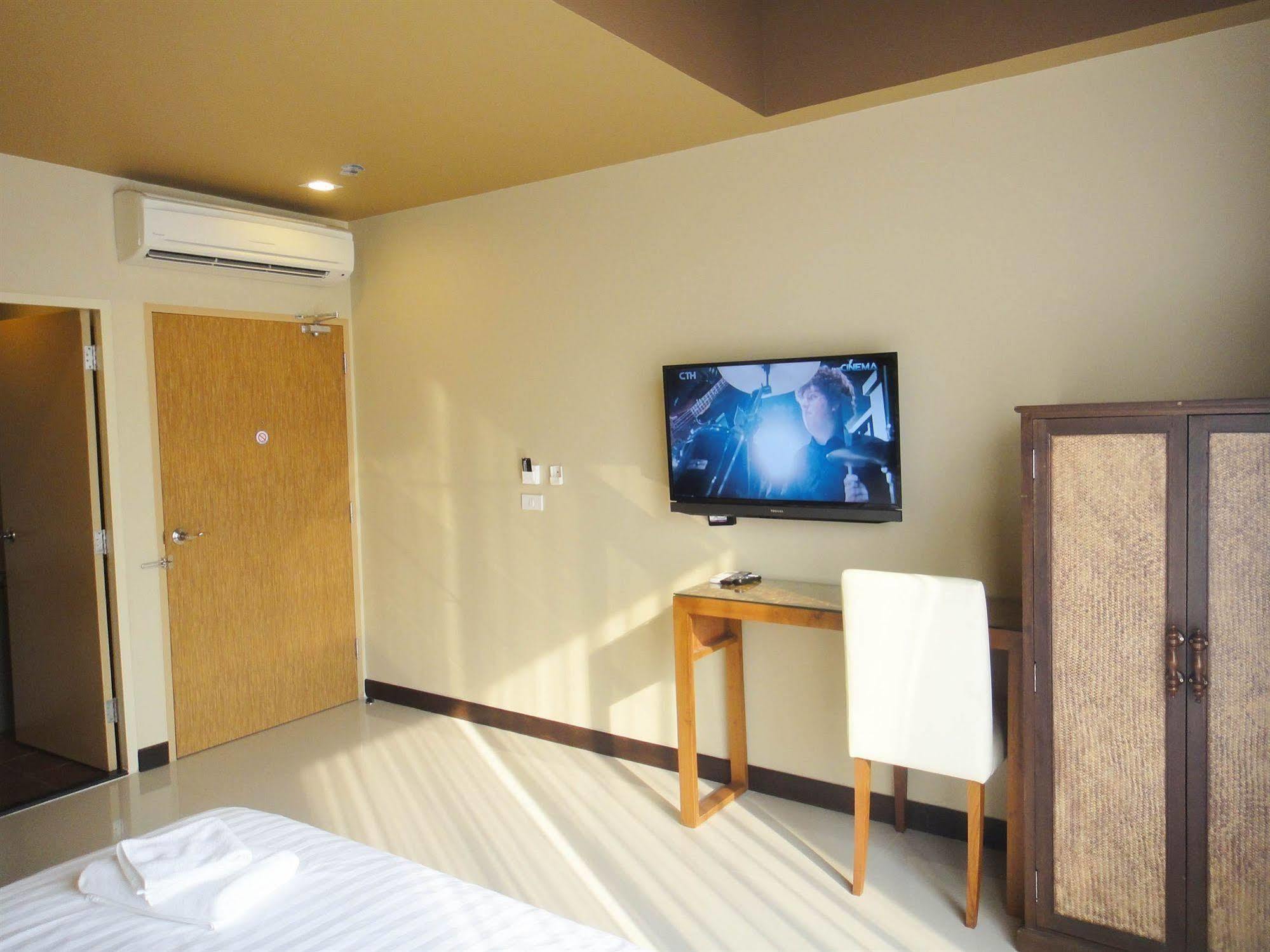 Hotel Aleaf 3*